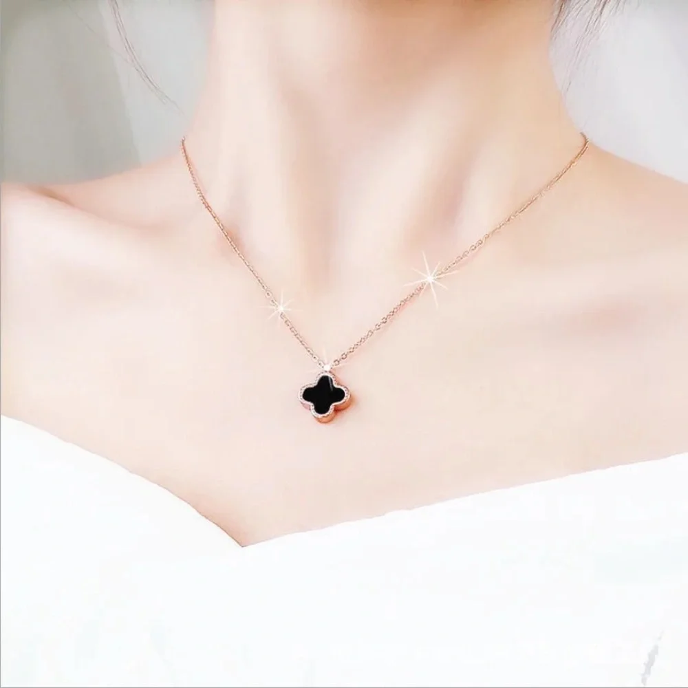 NEW Luxuriously Flower Four Leaf Clover Lucky Charm Necklace - Picture 4 of 14